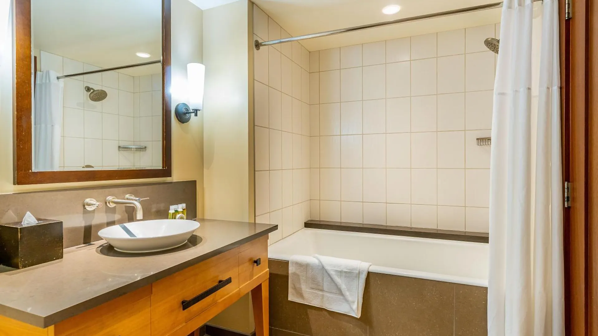 Ko Olina Beach Villas B102 Kapolei Apartment